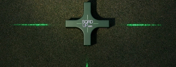 Verbessern Sie Ihr Spiel mit SQRDUP Golf Alignment Aid Sichtbarer 545nm Laser 146*146*44mm Größe