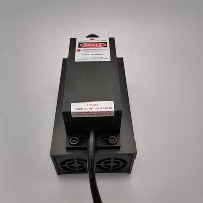 Solid State DPSS Laser mit 1,8 kg Gewicht und 85 mm Strahlhöhe 100mW Gelber Laser