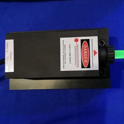 Solid State DPSS Laser mit 1,8 kg Gewicht und 85 mm Strahlhöhe 100mW Gelber Laser