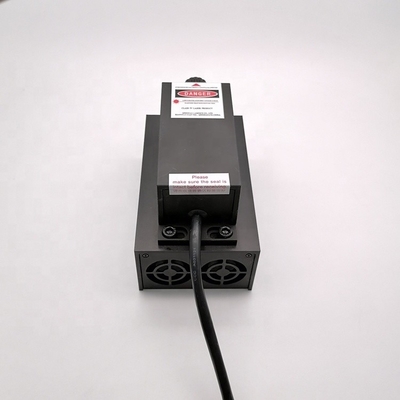 Solid State DPSS Laser mit 1,8 kg Gewicht und 85 mm Strahlhöhe 100mW Gelber Laser