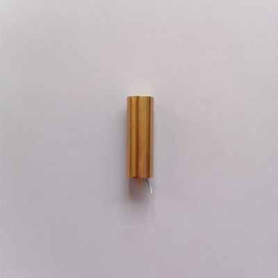 532nm 545nm 555nm 561nm 571nm Wellenlänge DPSS-Modul mit maximaler Strahldivergenz von 1,0mrad